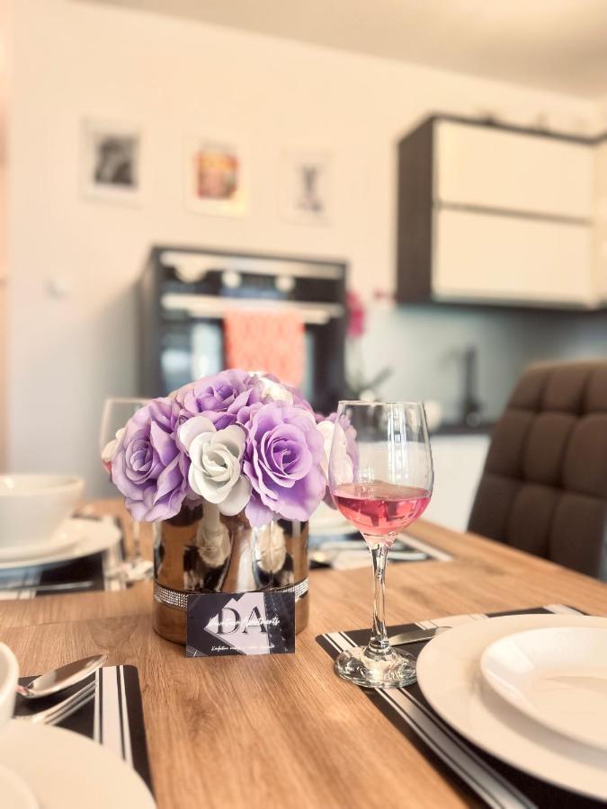 Downtownapartments Andy Air-Conditioned, Underground Parking Available Rzeszów Esterno foto