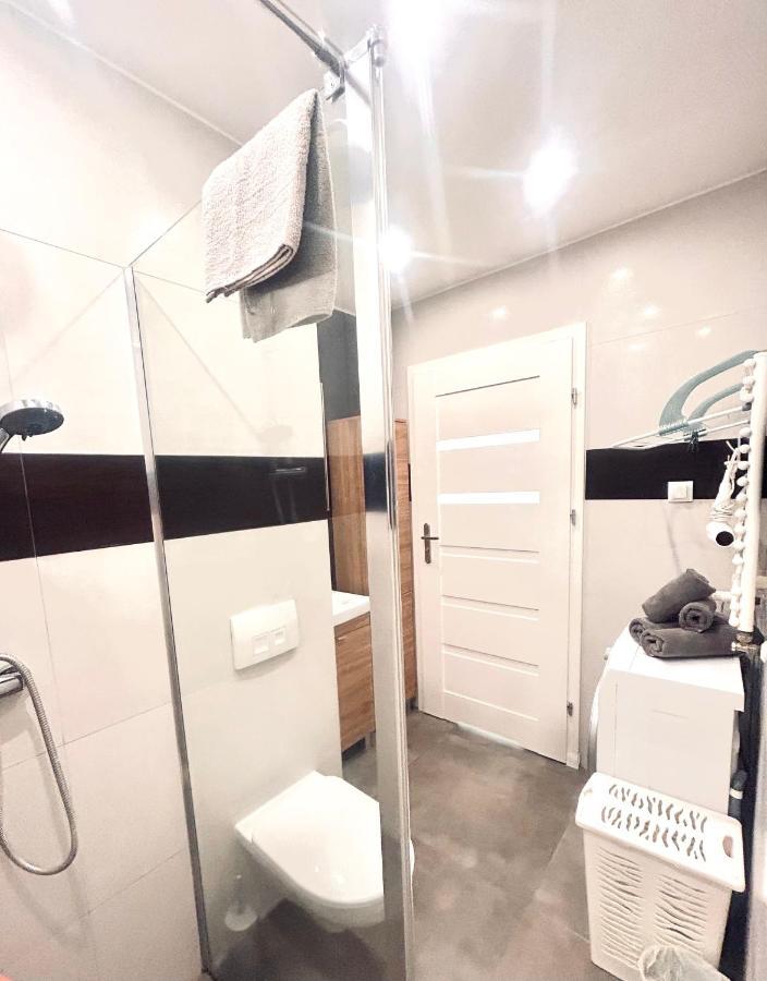 Downtownapartments Andy Air-Conditioned, Underground Parking Available Rzeszów Esterno foto